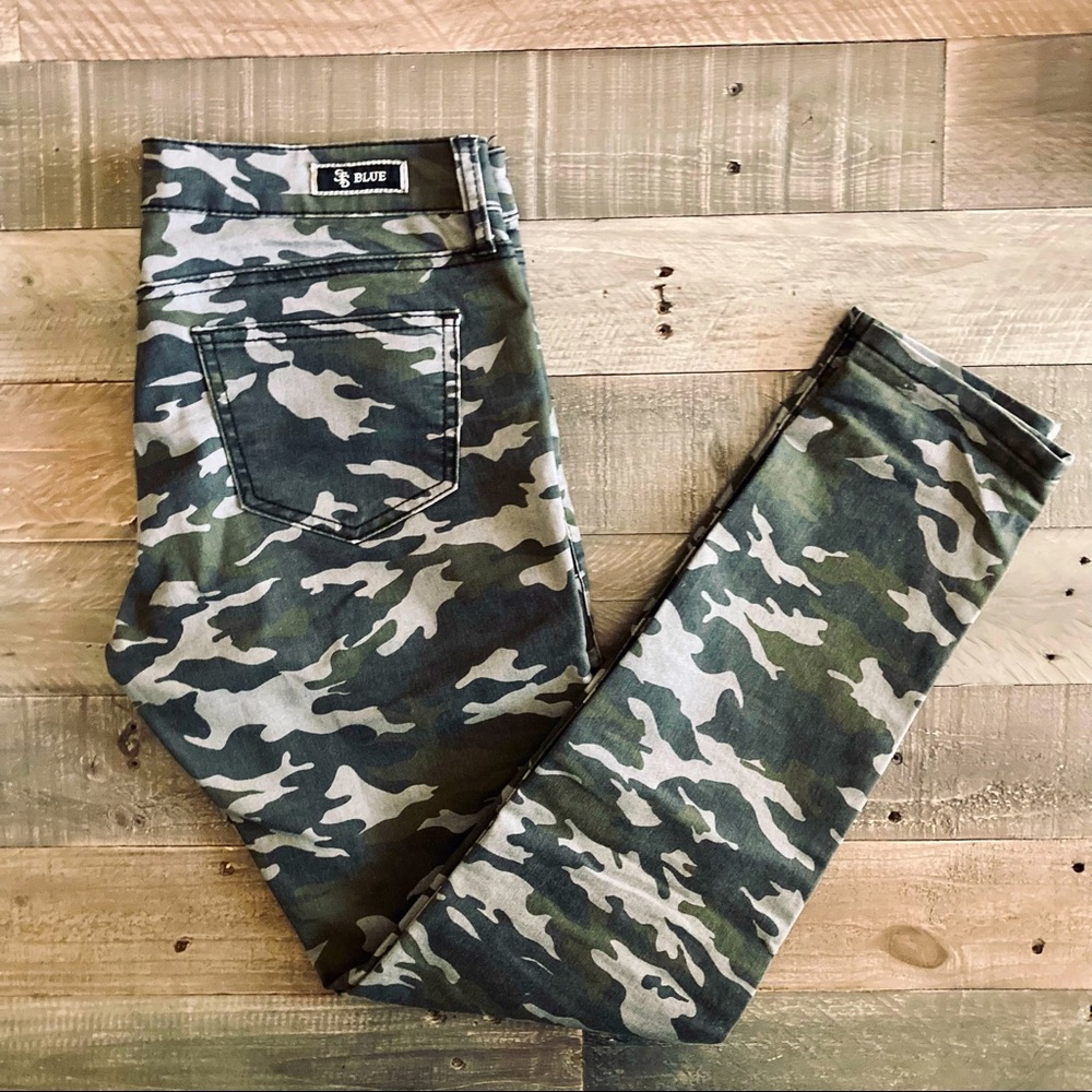 STS BLUE Camo Utility Skinny Pant